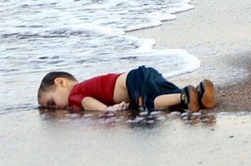 Bütün dünya bu rəssamı alqışlayır