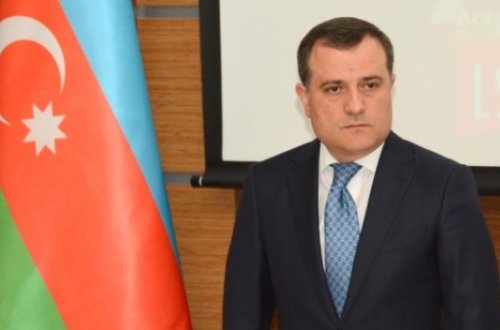 “Müəllimlərin maaşı 35 faiz artıb”