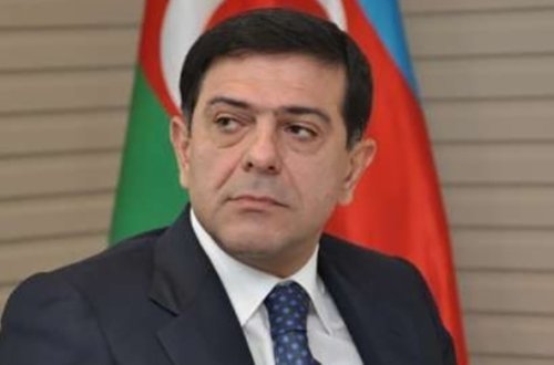 İcra başçısının maşını cərimə meydançasına aparıldı