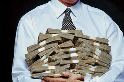 Bakıda qardaş pula görə bacısını polisə verdi