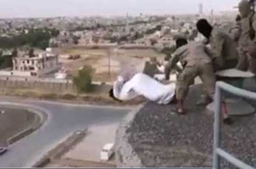 İŞİD daha bir homoseksualı edam etdi