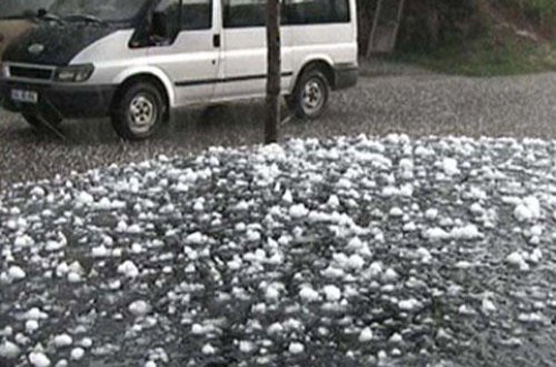 Dolu Qaxda həyatı iflic etdi