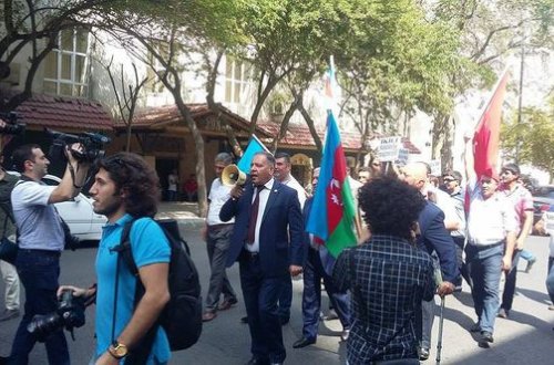 Bakıda Aİ-nin nümayəndəliyi qarşısında aksiya keçirilib