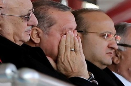 Ərdoğana ağır itki üz verib