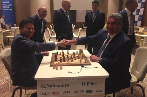 Kirsan İlyumjinov və Azad Rəhimov şahmat oynadılar -