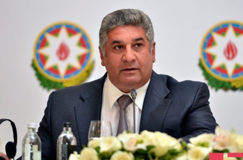 Azad Rəhimov: Aronyana güzəştə getdik