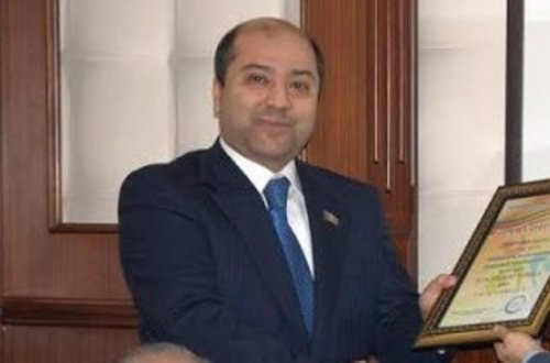 İllərlə adı olub özü eşidilməyən Hacı Salayev yenidən deputat olmaq istəyir