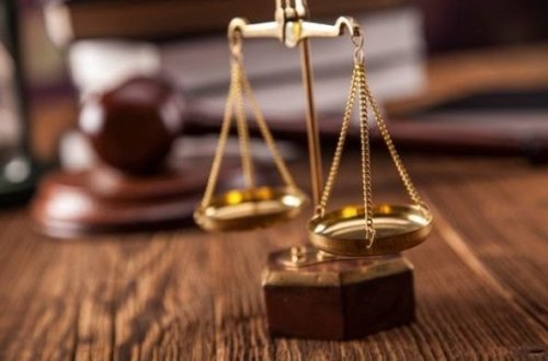 Moskvada “Quran”ı yandıran neonasist mühakimə edildi