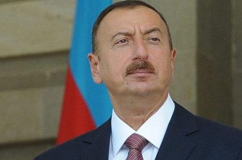 İlham Əliyev yeni sərhəd gözətçi gəmisi ilə tanış oldu