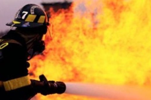 Bərdədə poçt binası yandı