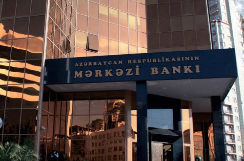 Mərkəzi Bankın valyuta ehtiyatları 7,8 milyard dollar azalıb