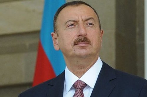 İlham Əliyev Bakı məktəblərinin şəraiti ilə tanış oldu