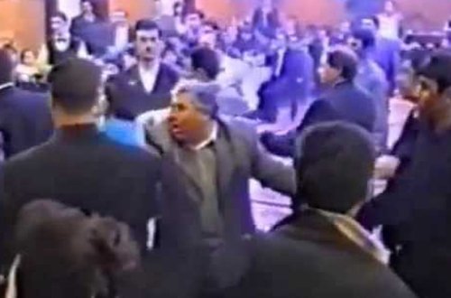 Toyda kütləvi dava düşdü-