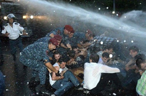 Ermənistanın iflası sürətlənir