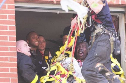 412 kiloluq qadını belə xilas etdilər — FOTO+VİDEO