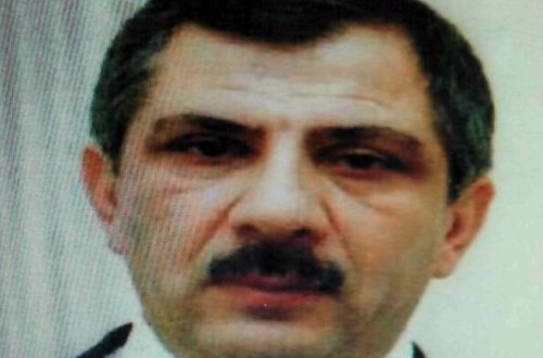 Bakıda dələduz məktəb direktoru axtarılır - YENİLƏNİB