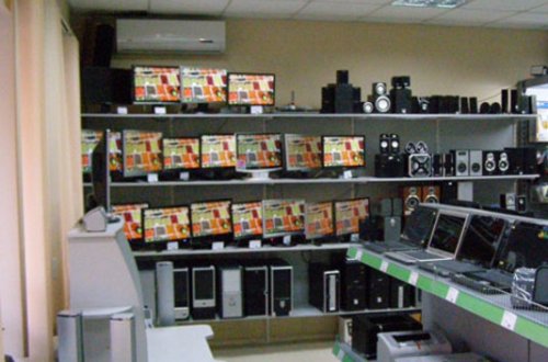 Vətəndaşın xəbəri olmadan adına kreditə..