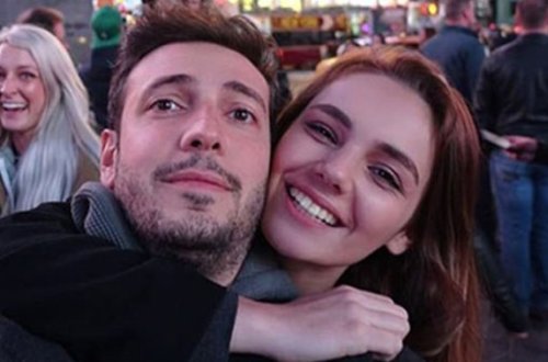 Sevgili olduqlarını belə elan etdilər