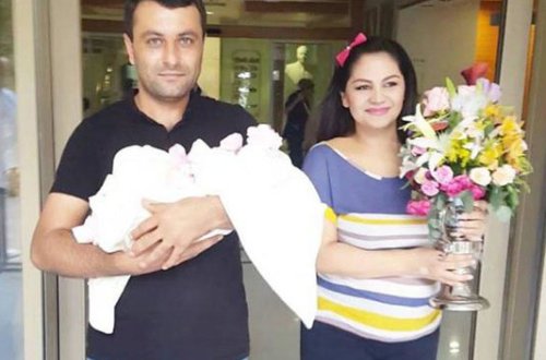Sevda yeni doğulmuş körpəsi ilə