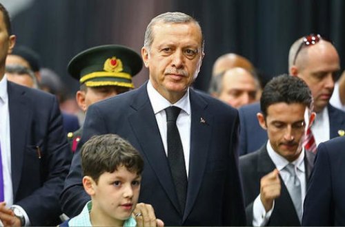 Ərdoğan hərbi çevriliş cəhdinin qurbanlarının dəfn mərasimində