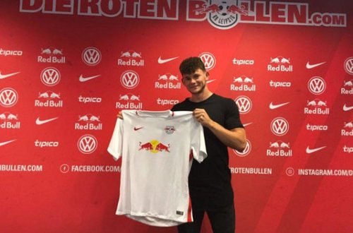 19 yaşında ölkəsinin ən bahalı oyunçusu oldu