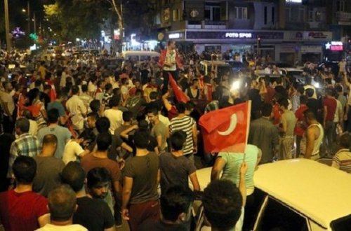 Türkiyədə həlak olanların sayı 90 nəfərə çatdı