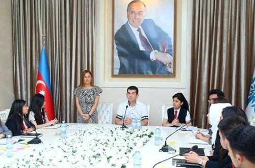 Saleh Bağırov Binəqədi gəncləri ilə görüşdü