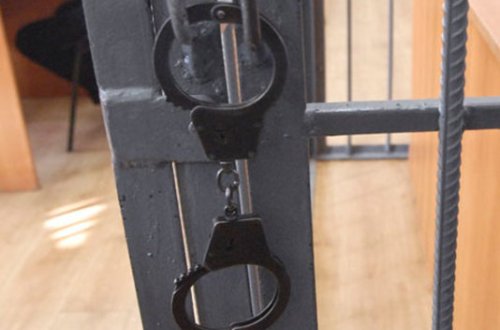 Su istəyən anasını təpikləyib öldürdü