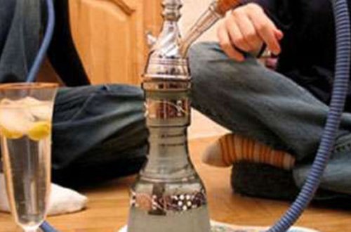 Polis qəlyan çəkən 20 uşağı saxladı