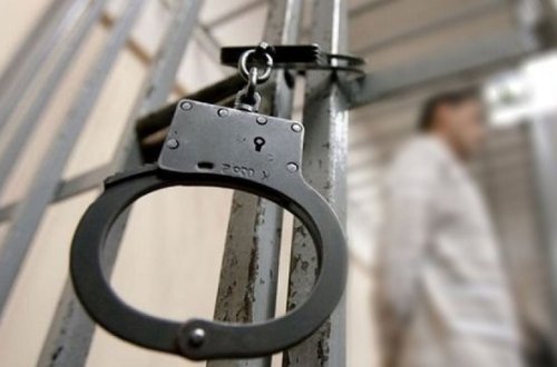 Bakıda vəzifəli şəxs həbsxanada öldü