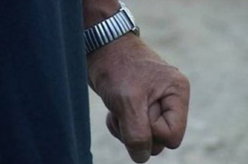 Mənzilə basqın edən maskalılar ev sahibini öldürdülər