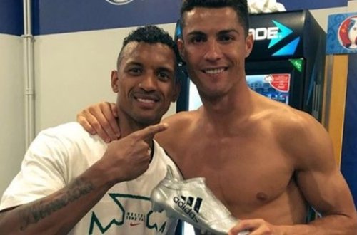 Ronaldodan Naniyə jest