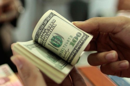 Dollar bir az da bahalaşdı