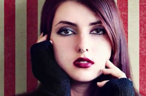 Qəzadan sonra 18 yaşlı qız hər kişiylə yatağa girdi