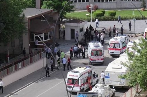 Türkiyədə polis bölməsinə hücum