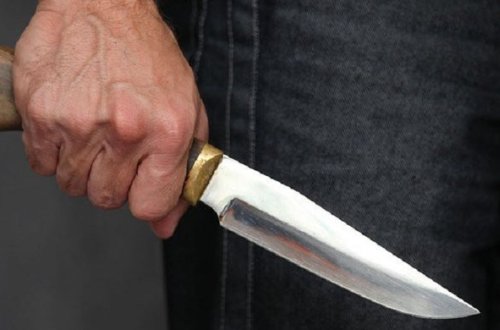 Yeməkxanada dava: 3 nəfər bıçaqlandı