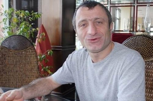 Türkiyəli aktyor qəzaya düşdü