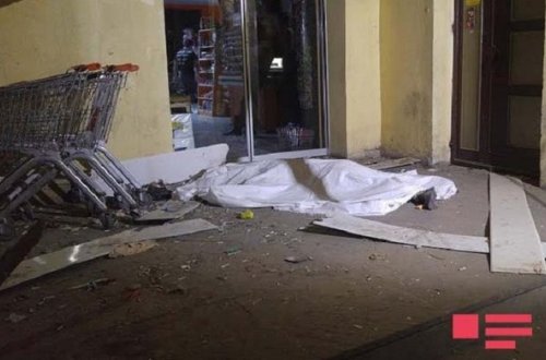 Bakıda qadın özünü binadan ataraq intihar etdi