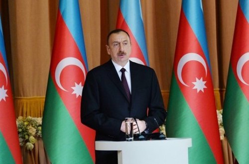 İlham Əliyev xalqı təbrik etdi