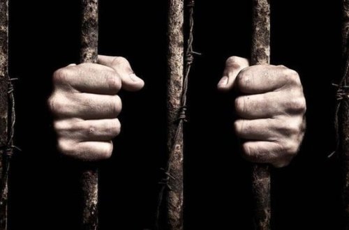 Bakıda məhkum öldü