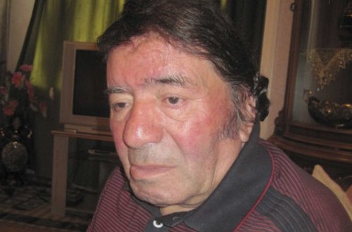 Tanınmış şairin səhhəti pisləşdi