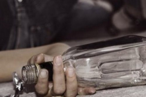 Bakıda 44 yaşlı qadın intihar edib