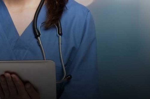 Tez-tez yaralı əsgərlərin otağına girən tibb bacısı şübhələndirdi