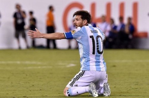 Messi penaltini vura bilmədi və Arqentina yığması uduzdu