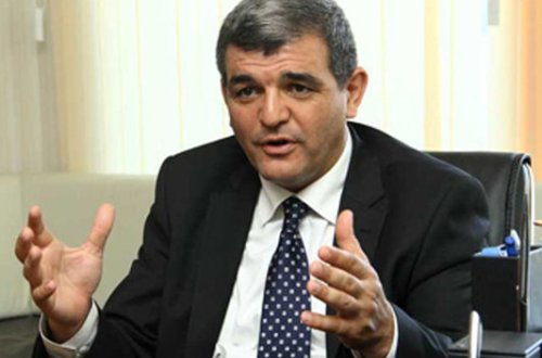 Deputata yaraşmayan ifadə..