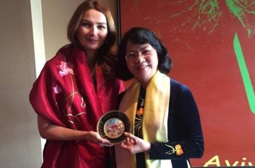 Millət vəkili Vyetnamın vitse-prezidenti ilə köçkün qadınlardan danışıb