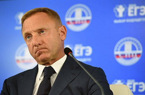 Putin təhsil və elm nazirini dəyişir