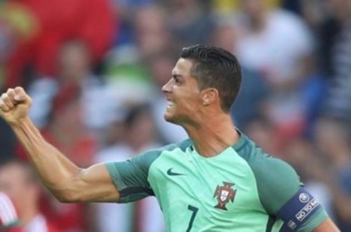 Ronaldo tarixi uğurundan danışdı