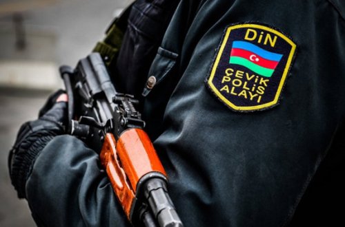 Azərbaycanda əməliyyatda başından güllələnən polis ölüb