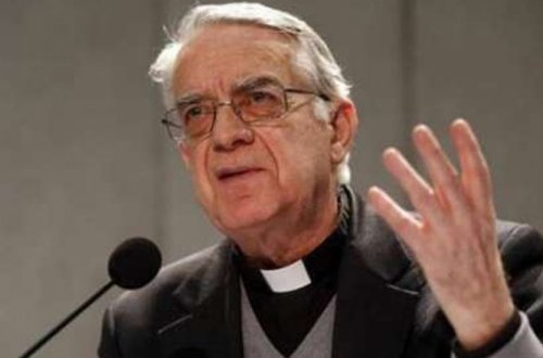 Vatikan: Niyə soyqırım sözünü işlətmək aludəçiliyi var?